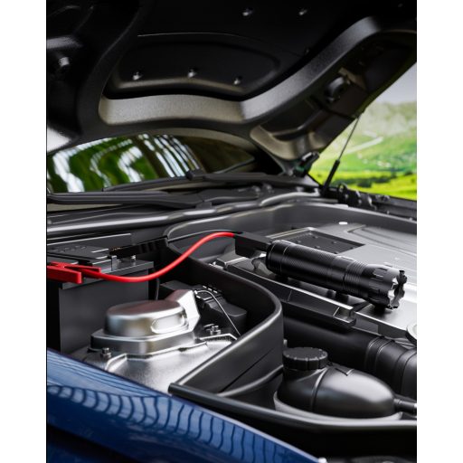 3 in 1 hordozható autóindító, powerbank és lámpa