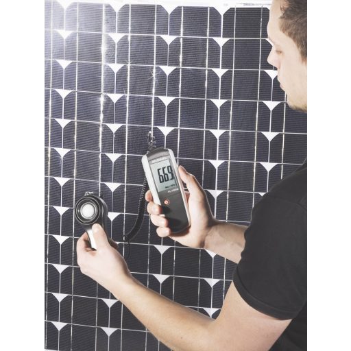 Digitális fénymérő, fotovoltaik fénymérő, analizáló napelemekhez 0 - 1999 W/m², Voltcraft PL-110SM