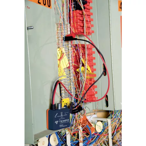 Vezetékvizsgáló kábelteszter és hanggenerátoros vezetékkereső RJ11/RJ45 max. 10 km vezetékhosszig Greenlee 601K-G-BOX