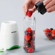 Severin SM3735 Mix & Go Smoothie készítő 300 W Fehér