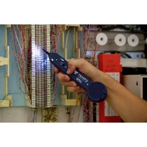 Vezetékvizsgáló kábelteszter és hanggenerátoros vezetékkereső RJ11/RJ45 kábelekhez Greenlee 701K-G-BOX