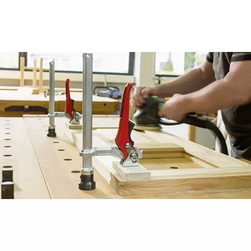 Karbilincs hegesztőasztalokhoz változó kinyúlással Bessey TWV28-30-17H Szorítási szélesség (max.):300 mm Visszavonás:175 mm