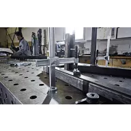   Karbilincs hegesztőasztalokhoz változó kinyúlással Bessey TWV28-30-17H Szorítási szélesség (max.):300 mm Visszavonás:175 mm