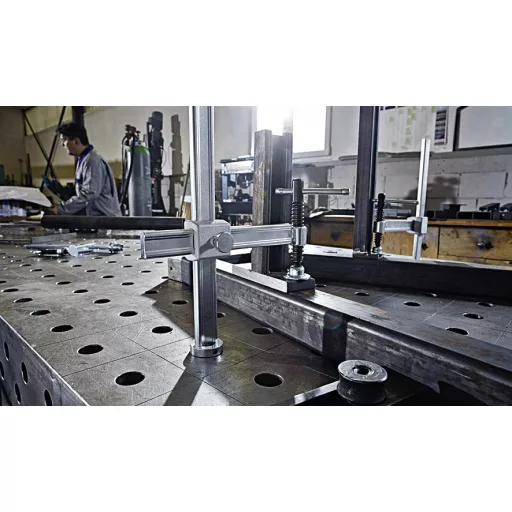 Karbilincs hegesztőasztalokhoz változó kinyúlással Bessey TWV28-30-17H Szorítási szélesség (max.):300 mm Visszavonás:175 mm