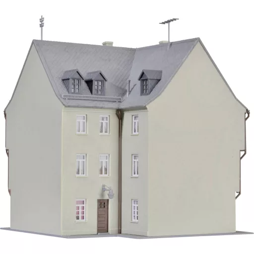 Kibri 38904 H0 Favázas sarokház Miltenberg