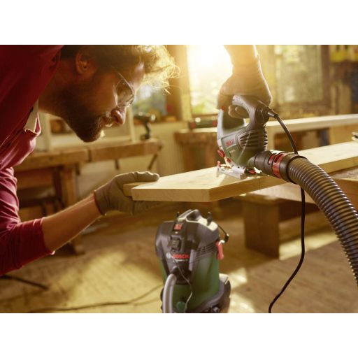 Bosch Home and Garden UniversalVac 15 06033D1100 Nedves-/száraz porszívó 1000 W 15 l