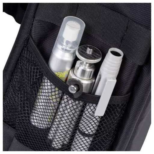 Rivacase 7460 (PS) hátizsák Belső méretek (Sz x Ma x Mé) 230 x 300 x 100 mm