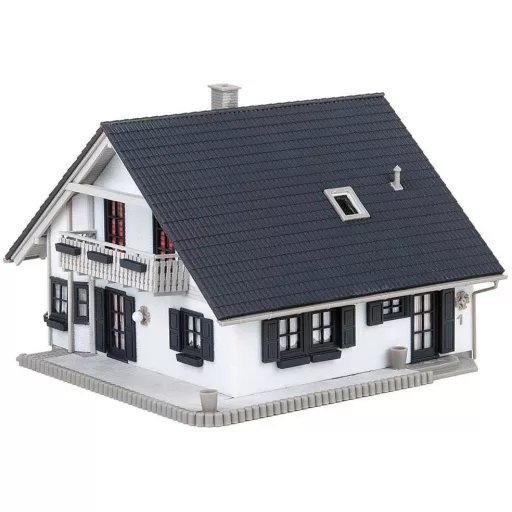 Faller 130640 H0 Felújított családi ház