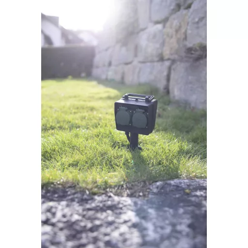 Brennenstuhl 1154440 Kerti elosztó 4 részes Fekete