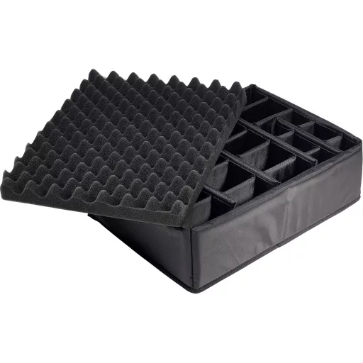 B & W International Outdoor bőrönd outdoor.cases Typ 6600 26 l (Sz x Ma x Mé) 550 x 225 x 350 mm Fekete 6600/B/RPD