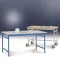 Manuflex BB3037.5007 Helyhez kötött BASIS oldalsó asztal műanyag asztallaplal ragyogó kék RAL 5007, szélesség x magasság: 1250 x 600 x 780 mm Briliáns kék (RAL