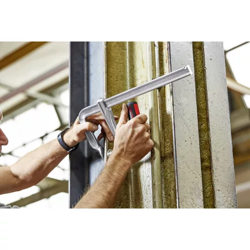 Teljesen acél csavaros gyorsszorító Bessey GZ60-12KG Szorítási szélesség (max.):600 mm Visszavonás:120 mm