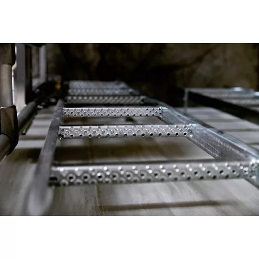 MUNK Günzburger Steigtechnik 63011 Nemesacél Nyeles létra Szerelés szerszámmal