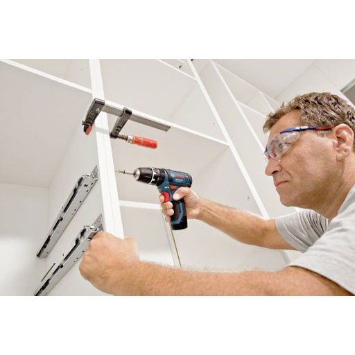 Bosch Professional GSB 12V-15 -Akkus ütvefúrógép 2. akkuval