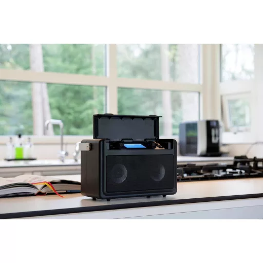 PerfectPro AUDISSE Építkezési rádió Internet, DAB+, URH Bluetooth®, AUX, WLAN, Internetrádió Spotify, Fröccsenő víz ellen védett, ütésálló, Újratölthető Fekete