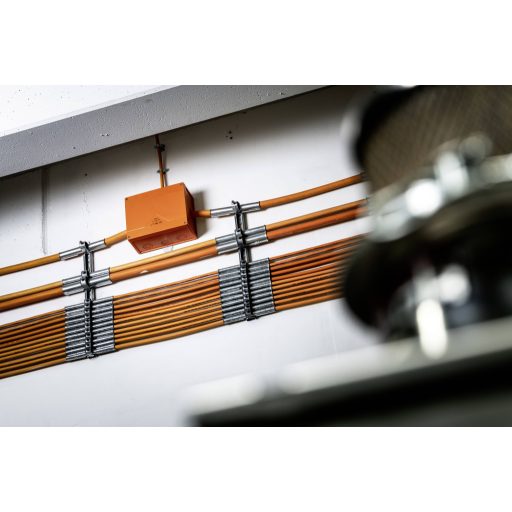 Spelsberg 86750001 Leágaztató doboz (H x Sz x Ma) 150 x 150 x 85 mm Narancs IP66 1 db