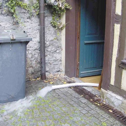 GÜDE 94606 Szennyvízszivattyú 7000 l/óra 6.5 m