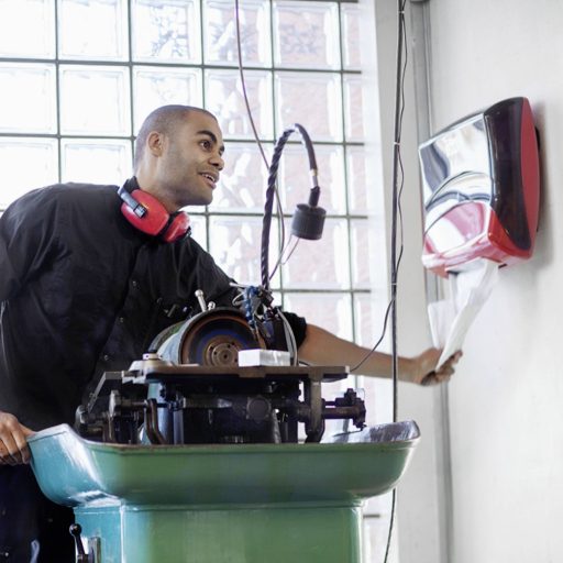 TORK 654008 Performance Kéztörlő adagoló Műanyag Piros 1 db