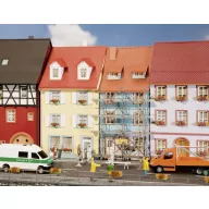 Faller 130494 H0 2 kis városi ház állványokkal