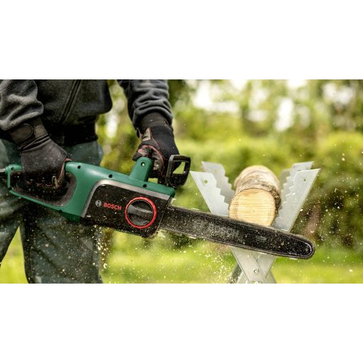 Bosch Home and Garden UniversalChain 35 Elektromos Láncfűrész 1800 W Penge hossza 350 mm