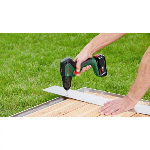 Bosch Home and Garden UniversalDrill 18V-60 06039D7002 Akkus fúrógép, Akkus csavarozó 18 V 2.0 Ah Lítiumion 2. akkuval, Töltővel