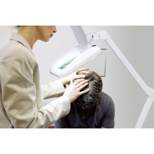 TOOLCRAFT TO-7567476 LED nagyító lámpa 60 SMD LED 7,5 x 6,2 900lm Nagyítási tényező=1.75 x 2021-es energiahatékonysági osztályok F (A - G)