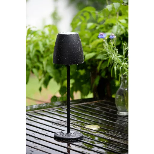 Megatron MT68050 TAVOLA LED-es kültéri fényszóró mozgásjelzővel 2 W Melegfehér Fekete