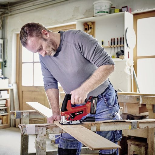 Einhell TC-JS 18 Li (1x2,5 Ah) Akkus beszúrú fűrész 4321228 Hordtáskával, Töltővel, akkuval 18 V 2.5 Ah