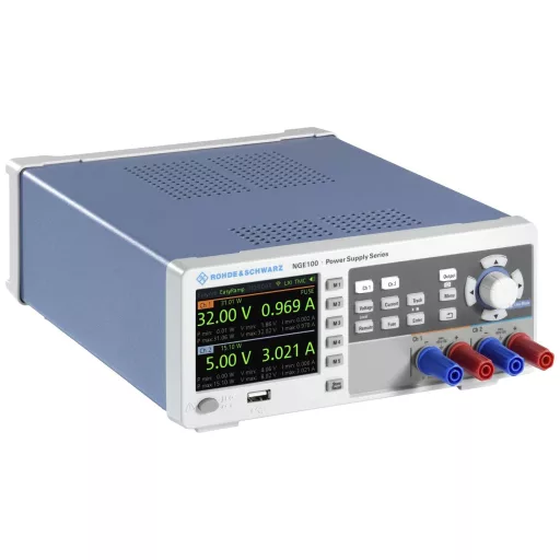 Rohde & Schwarz NGE-COM3b Labortápegység, szabályozható 0 - 32 V/DC 0 - 3 A 100 W USB OVP, Távirányítható Kimenetek száma 3 x
