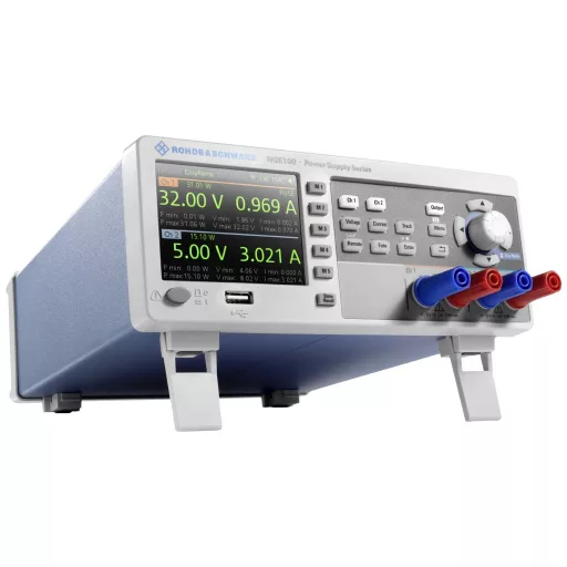 Rohde & Schwarz NGE-COM3b Labortápegység, szabályozható 0 - 32 V/DC 0 - 3 A 100 W USB OVP, Távirányítható Kimenetek száma 3 x