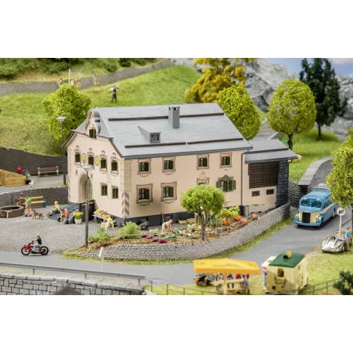 Faller 130631 H0 Engadine ház elküldve