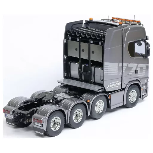 Tamiya 56371-600 1:14 RC Scania 770 S 8x4/4 1:14 Elektro RC modell teherautó építőkészlet