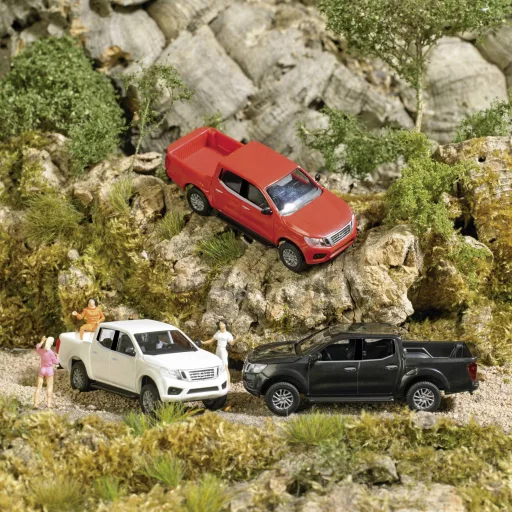 Busch 53700 H0 Személygépkocsi modell Nissan Navara piros