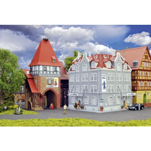 Kibri 12507 H0 Hotel Ritter városkapuval - különleges sorozat