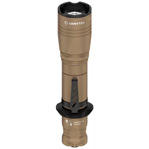 ArmyTek Dobermann Pro Magnet USB Sand Warm LED Kézilámpa Csuklópánt, Tokkal Akkuról üzemeltetett 1400 lm 164 g