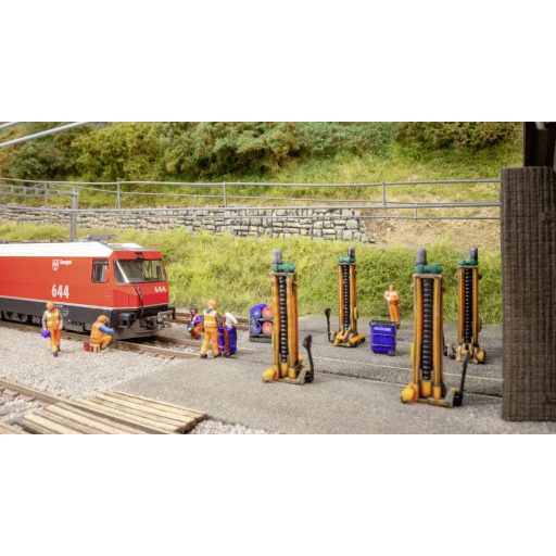 NOCH N Vasúti raktár Festett, Álló