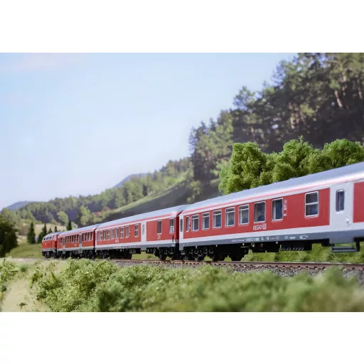 MiniTrix 18258 N 2 személygépkocsi készlet RE 7 Freizeitexpress Murgtäler a DB AG-tól