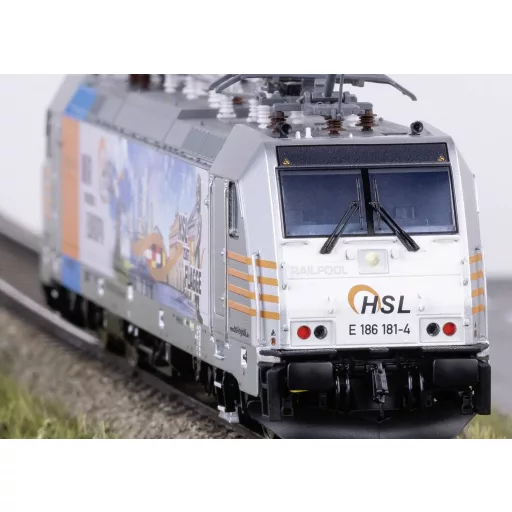 TRIX H0 25803 A HSL BR 186-os H0 villanymozdonya