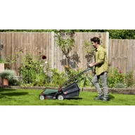   Bosch Home and Garden UniversalRotak 37-570 Elektromos Fűnyíró 1400 W Vágási szélesség (max.) 370 mm