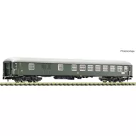   Fleischmann 6260072 N gyorsvonat kocsi BD4üm-61, 2. Jegyiroda a DB csomagterével