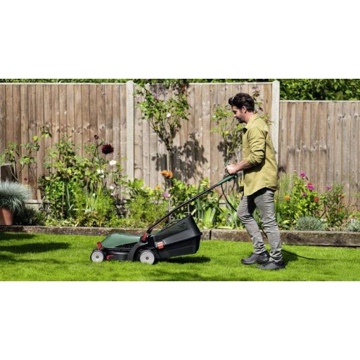 Bosch Home and Garden UniversalRotak 34-400 Elektromos Fűnyíró 1300 W Vágási szélesség (max.) 340 mm