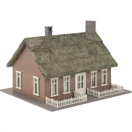 Faller 131318 H0 Észak-német nádtetős ház