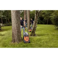   Black & Decker Black and Decker Elektromos Fűnyíró Vágási magasság állítással, Állítható magasságú fogantyú, összehajtható 1600 W Vágási szélesség (max.) 38 cm