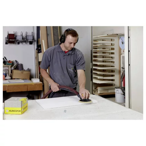 Klingspor 146946 Csiszolókorong Ø 150 mm Szín, Lakk, Spatulya, Fa 100 db