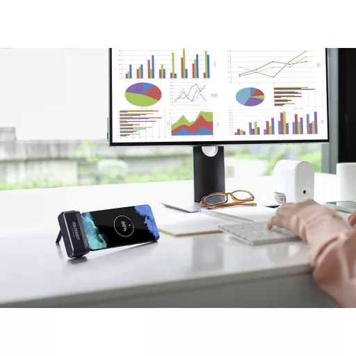 VOLTCRAFT VC-PBP3040PD Powerbank 4500 mAh Power Delivery Lítiumion Fekete (matt) állapotjelző