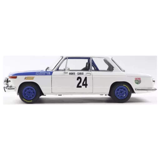 Solido Személygépkocsi modell BMW 2002-es TII #24 fehér Kész modell Személygépkocsi modell