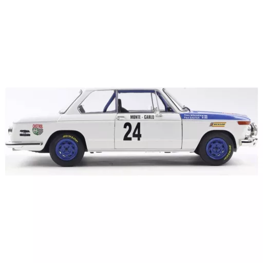 Solido Személygépkocsi modell BMW 2002-es TII #24 fehér Kész modell Személygépkocsi modell