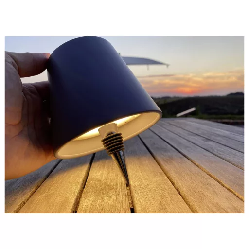 m-e modern-electronics 41479 LUNA-70 W Akkus LED-es fényforrás #####Flaschenleuchte 2700 lm