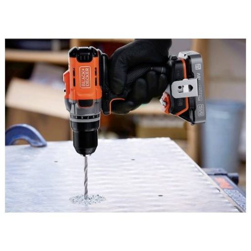 Black & Decker BCD382XN-XJ Akkus fúrócsavarozó 18 V Lítiumion akku nélkül, töltő nélkül, Hordtáskával