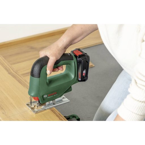 Bosch Home and Garden Easy Saw 18V-70 B osztályos áru (sérült/hiányos csomagolás) Akkus beszúrú fűrész 0603012000920 akku nélkül 18 V